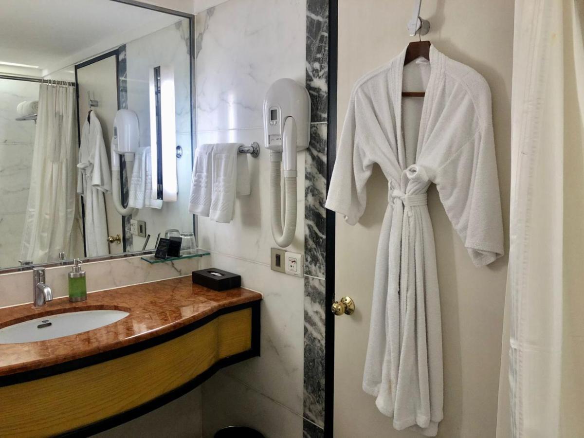 Hotel Marine Plaza Bombay Eksteriør billede