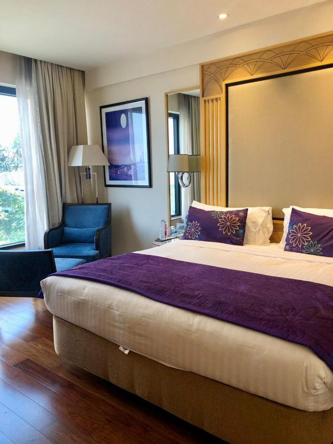 Hotel Marine Plaza Bombay Eksteriør billede