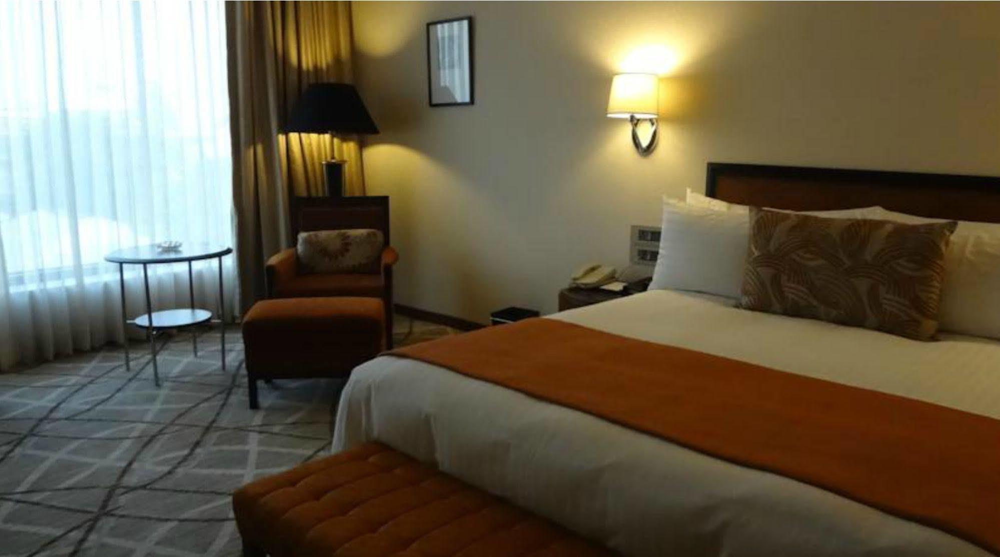 Hotel Marine Plaza Bombay Eksteriør billede